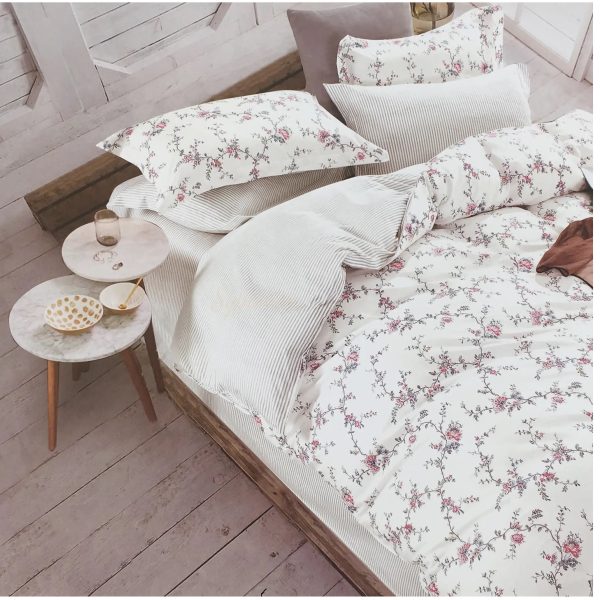 Komplet pościeli bawełnianej Kwiatuszki i paseczki A856 MM